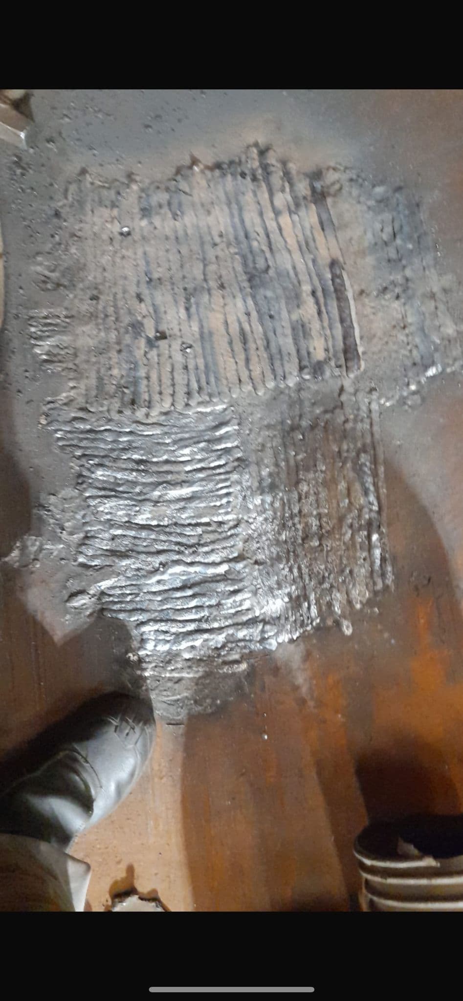 Multi-pass weld overlay repair on vessel interior wall